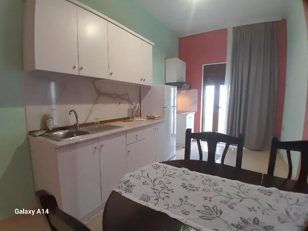 Afd Hotel Vlore 0*,