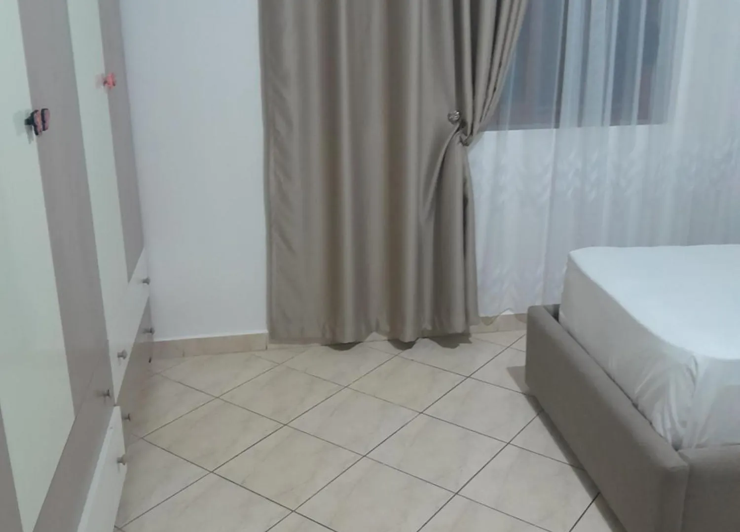 Afd Hotel Vlore 0*,  Albania
