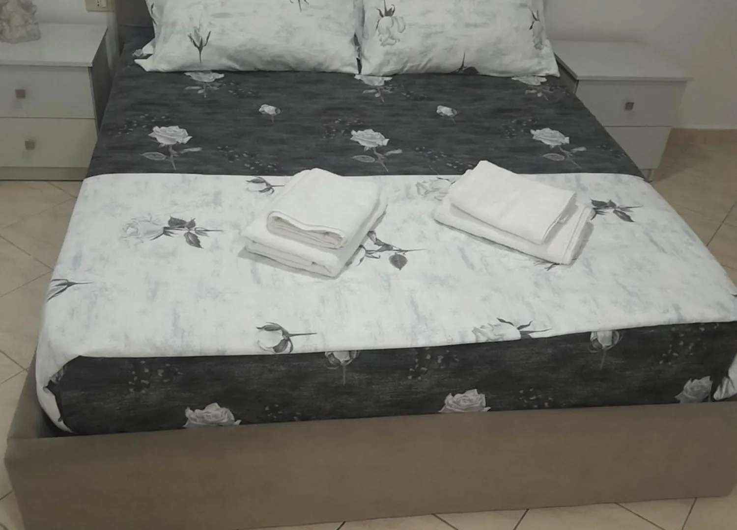 Hotel Afd Vlorë 0*,